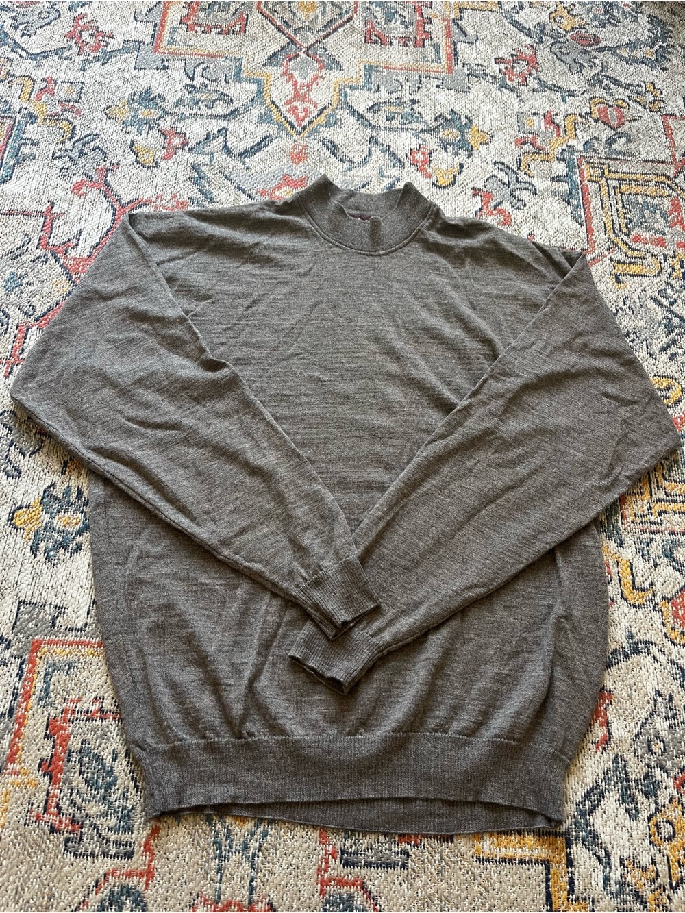 Tundra Men's Crewneck Sweater in Charcoal Gray
